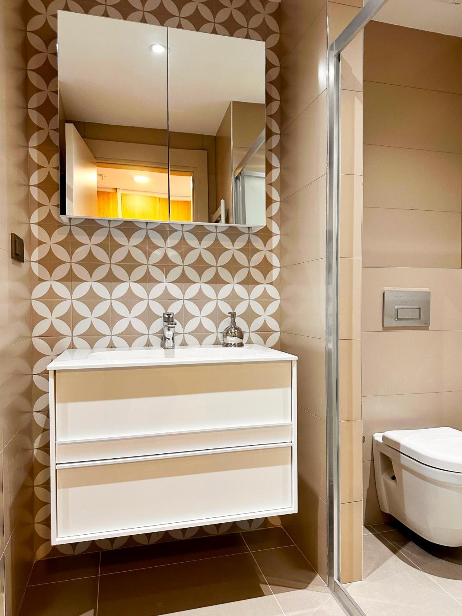 Frezya - Exclusively Woman Hotel Istanbul Luaran gambar