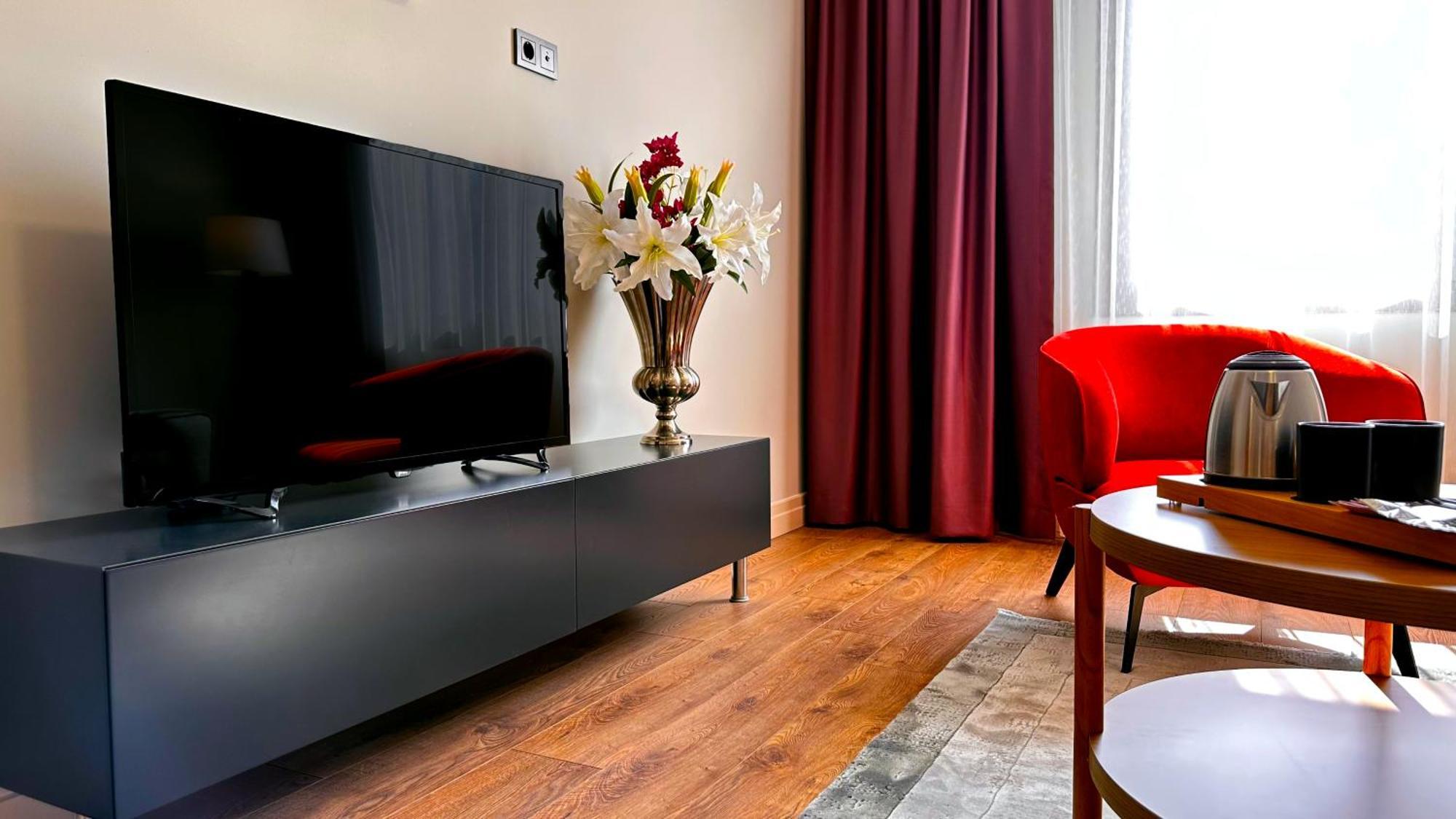 Frezya - Exclusively Woman Hotel Istanbul Luaran gambar