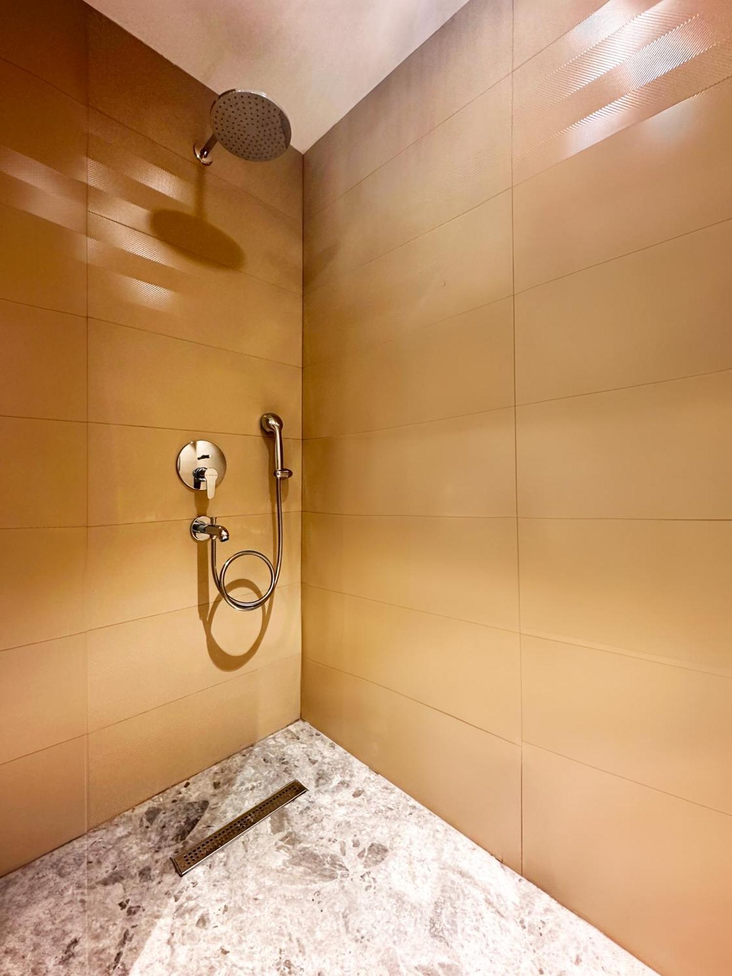 Frezya - Exclusively Woman Hotel Istanbul Luaran gambar