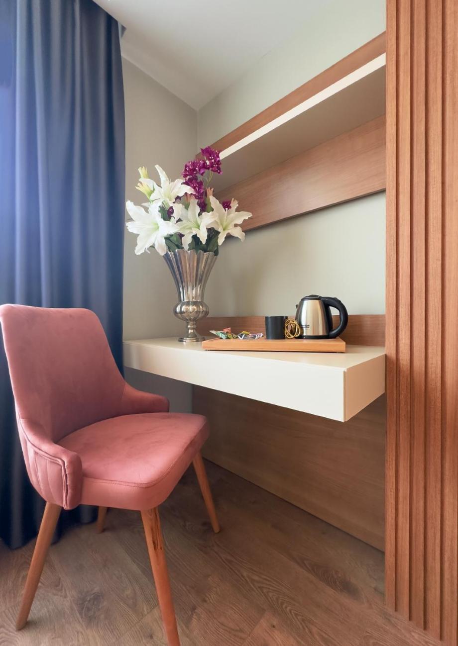 Frezya - Exclusively Woman Hotel Istanbul Luaran gambar