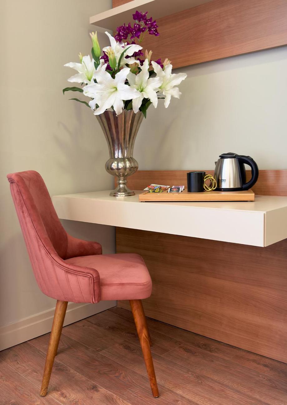 Frezya - Exclusively Woman Hotel Istanbul Luaran gambar